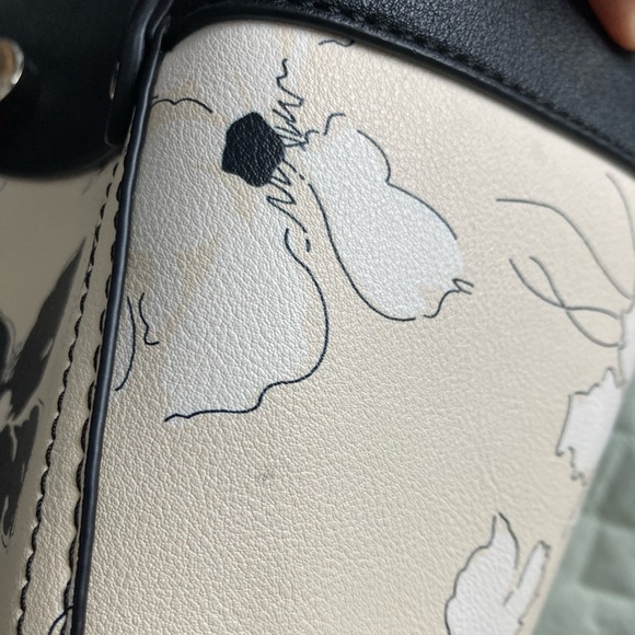 Chaps Floral Black and Cream Tote Bag - Picture 13 of 16